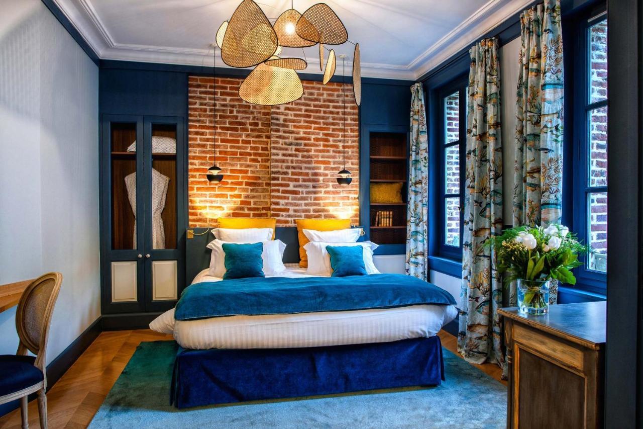 La Petite Folie Bed and Breakfast Honfleur Exteriör bild