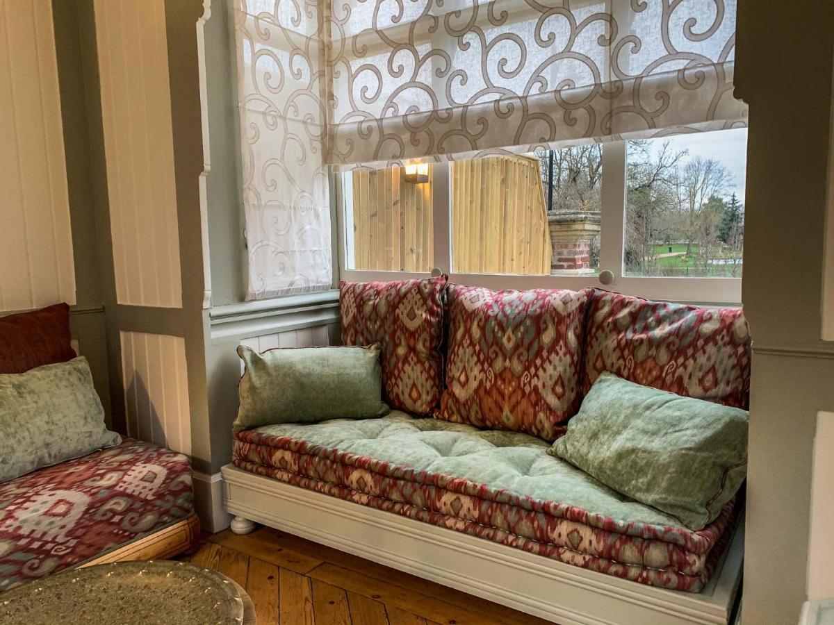 La Petite Folie Bed and Breakfast Honfleur Exteriör bild