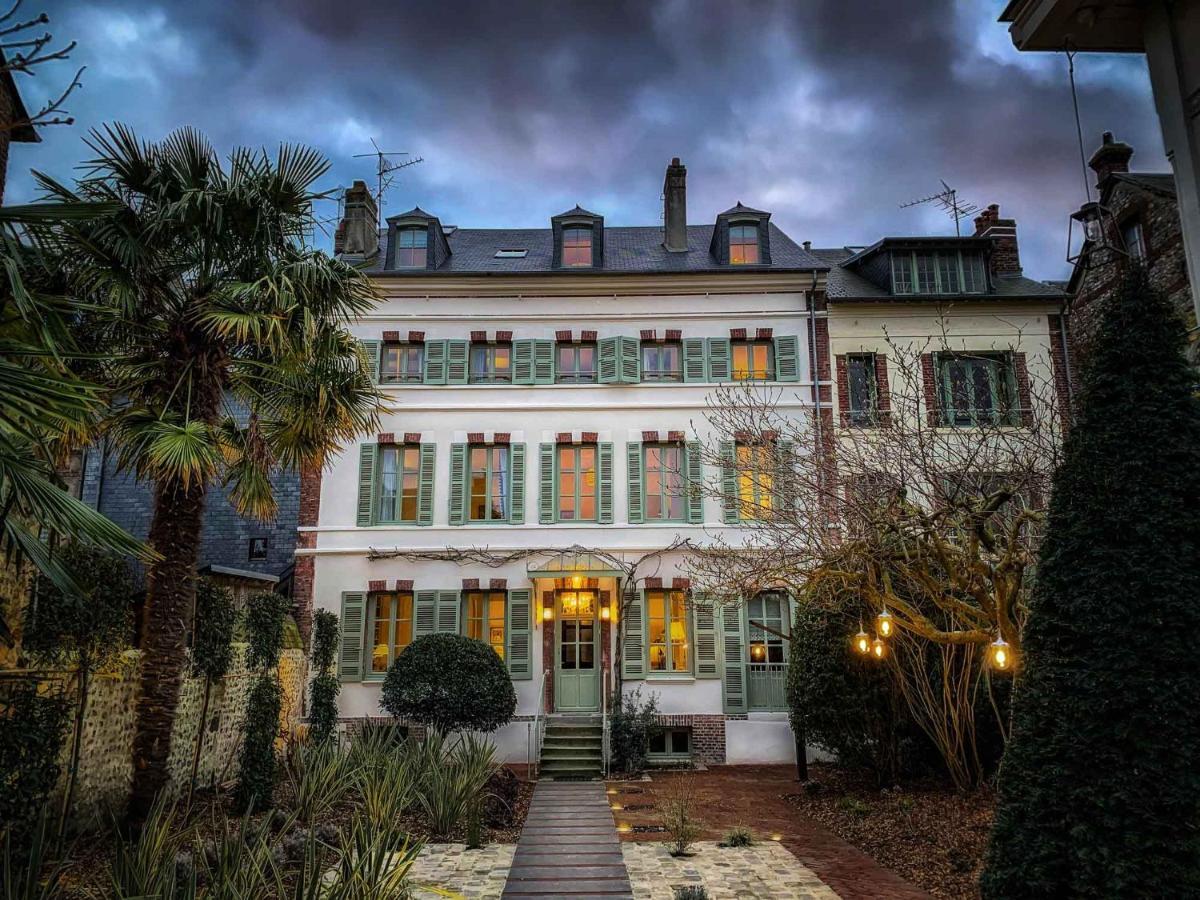 La Petite Folie Bed and Breakfast Honfleur Exteriör bild
