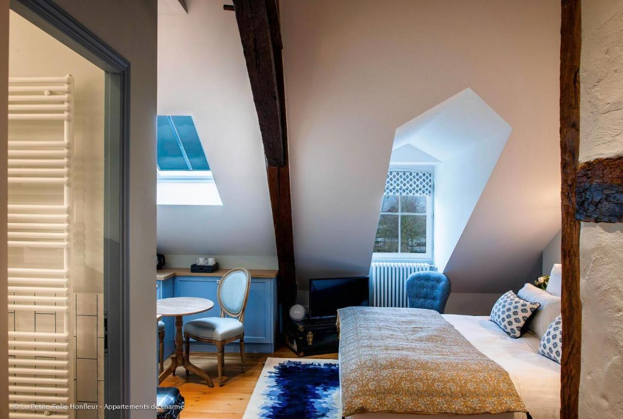 La Petite Folie Bed and Breakfast Honfleur Exteriör bild